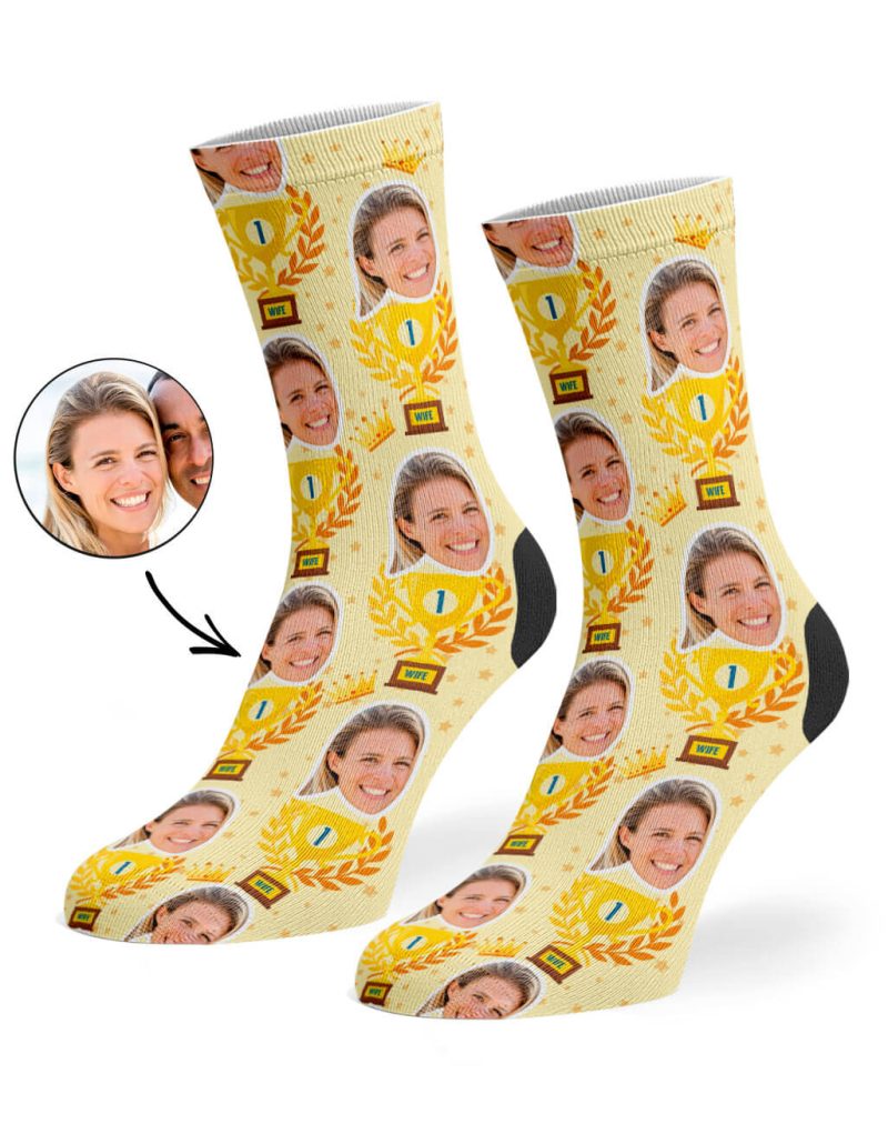 Cream Trophy Wife Socks