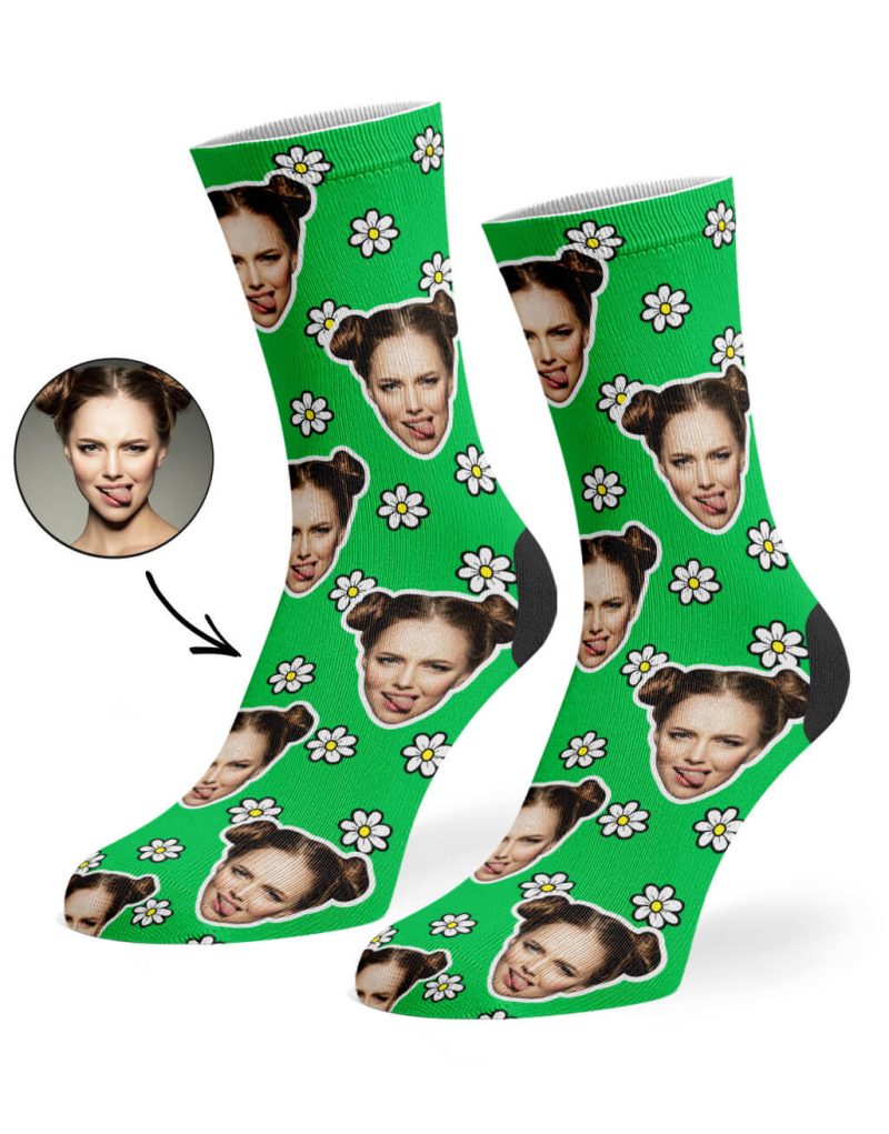 Green Daisy Socks