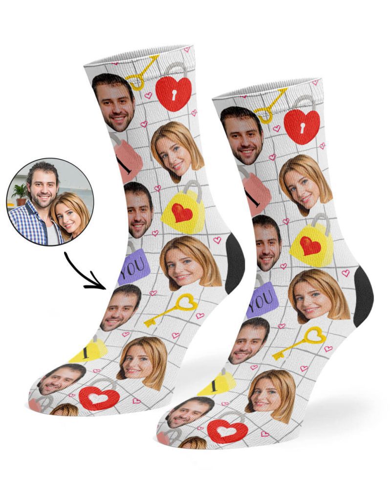 Love Locks Socks 20a59dbc ef7d 48ed 928b 5246f0b61965