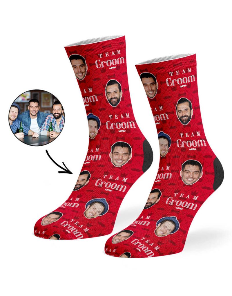 Red Team Groom Socks